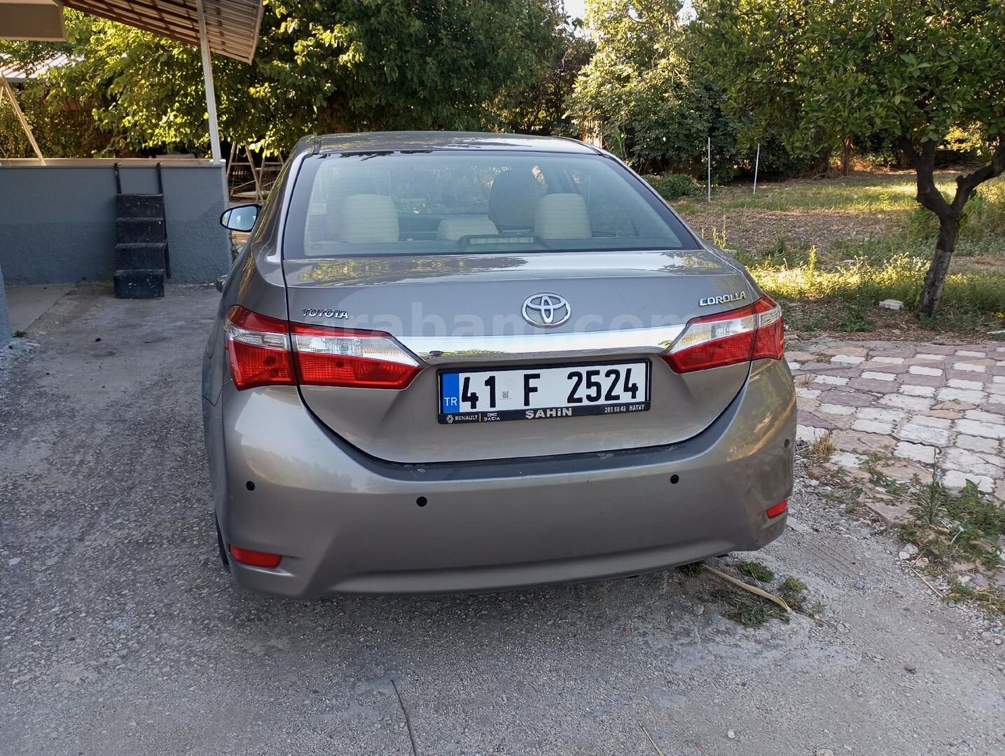 Sahibinden Toyota Corolla 1.4 D-4D Active 2013 Model Hatay 149.000 km Kahverengi 6