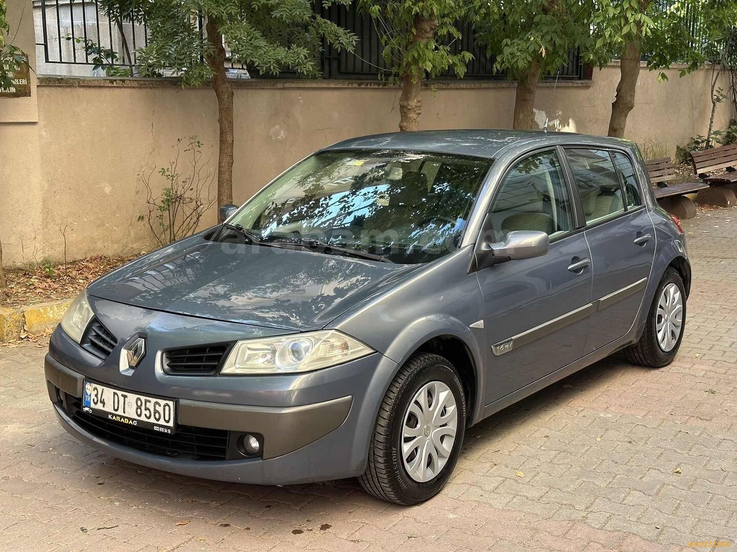 Galeriden Renault Megane 1.6 Expression 2006 Model İstanbul 152.000 km Gri 5