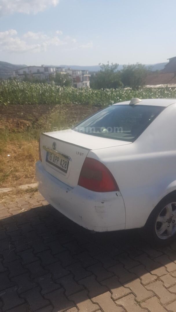 Sahibinden Geely Echo 1.3 Comfort 2010 Model Kocaeli 183.000 km Beyaz 2
