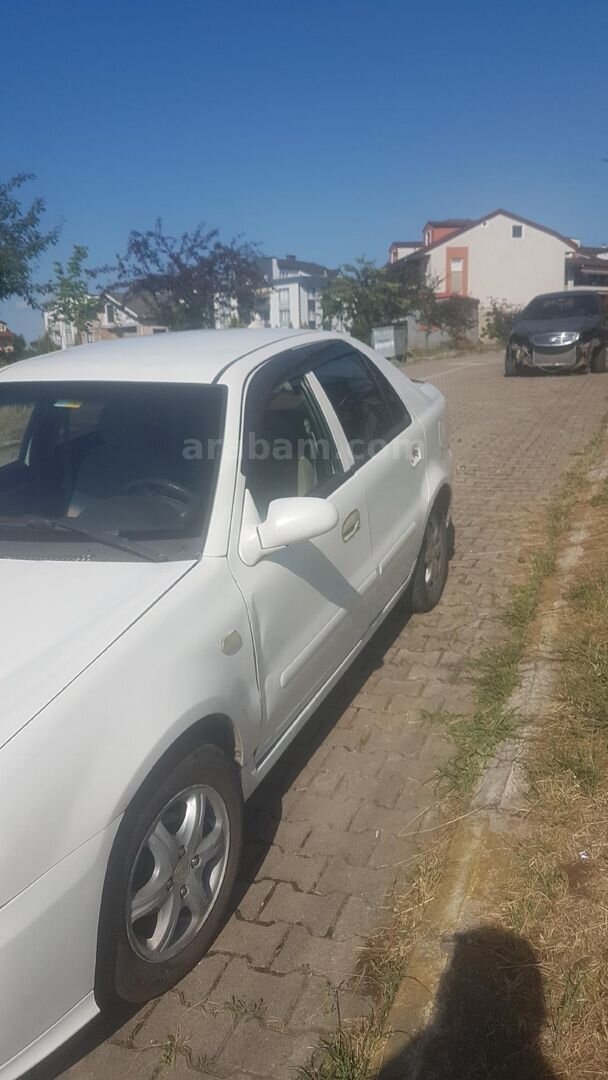 Sahibinden Geely Echo 1.3 Comfort 2010 Model Kocaeli 183.000 km Beyaz 5