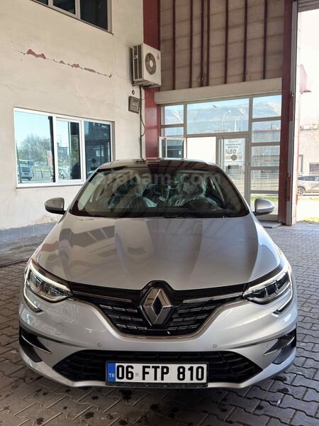 Sahibinden Renault Megane 1.3 TCe Icon 2025 Model Kahramanmaraş 6.001 km Gri (Gümüş)