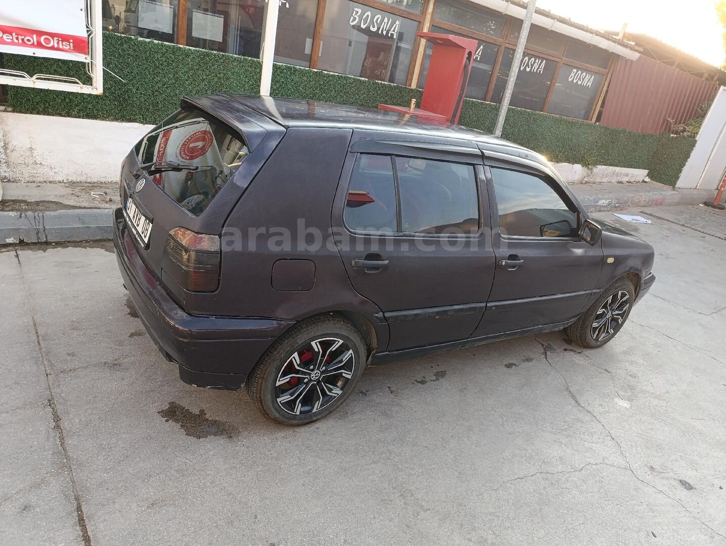 Sahibinden Volkswagen Golf 1.9 TD 1996 Model Balıkesir 308.000 km Bordo 6