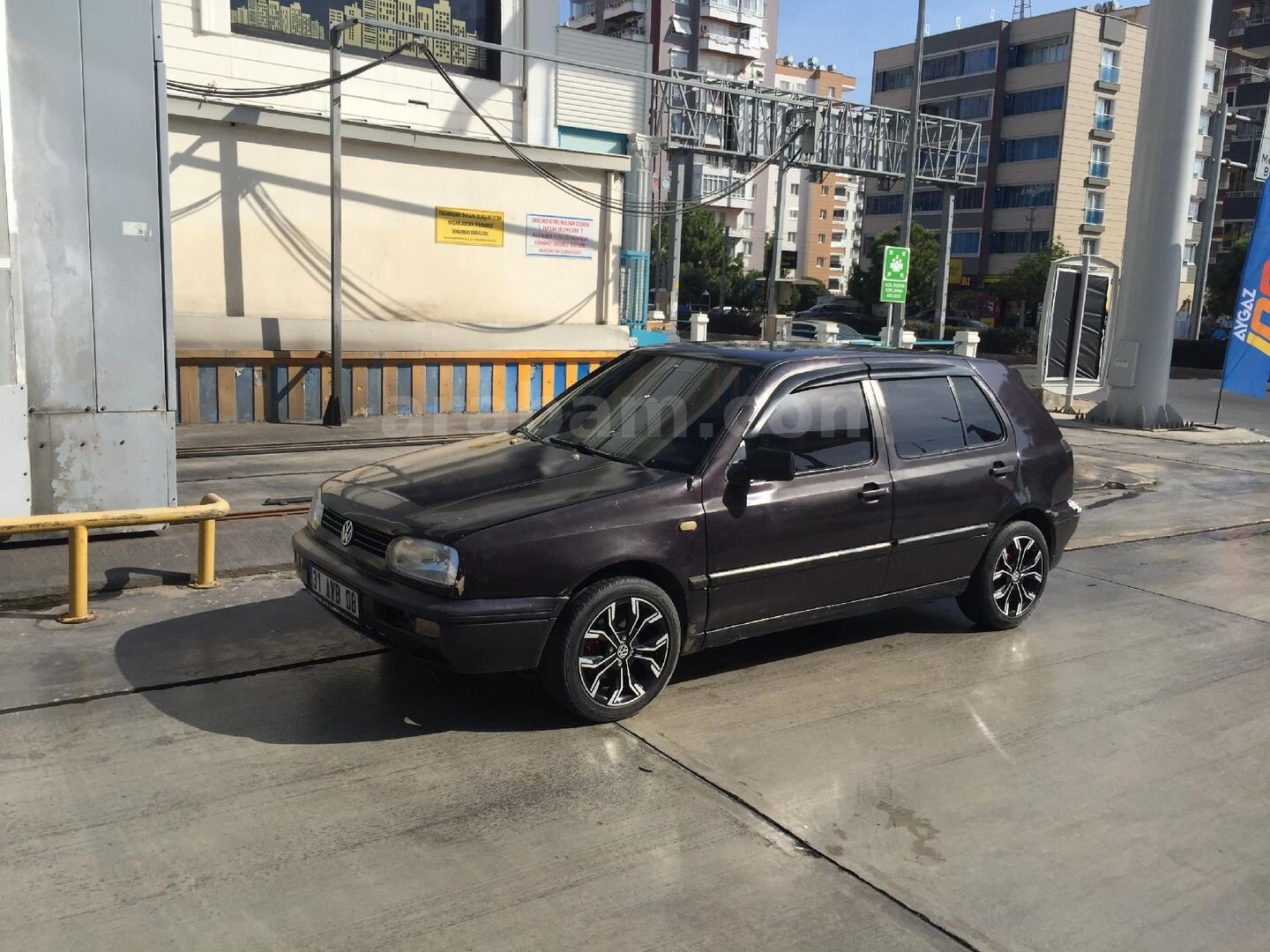 Sahibinden Volkswagen Golf 1.9 TD 1996 Model Balıkesir 308.000 km Bordo 1