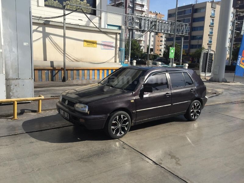 Sahibinden Volkswagen Golf 1.9 TD 1996 Model Balıkesir 308.000 km Bordo