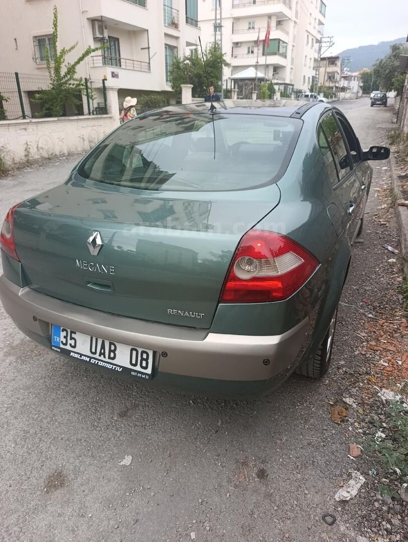 Sahibinden Renault Megane 1.6 Privilege 2004 Model Hatay 235.000 km Yeşil 2