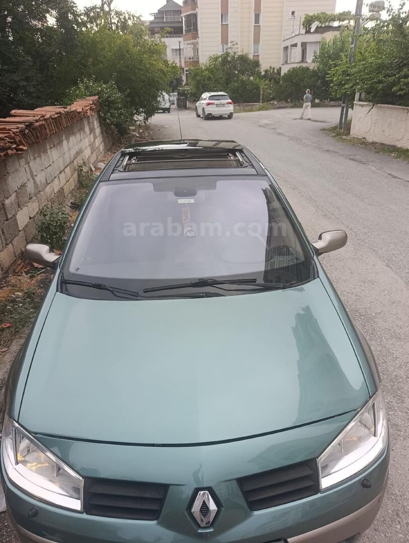Sahibinden Renault Megane 1.6 Privilege 2004 Model Hatay 235.000 km Yeşil 6