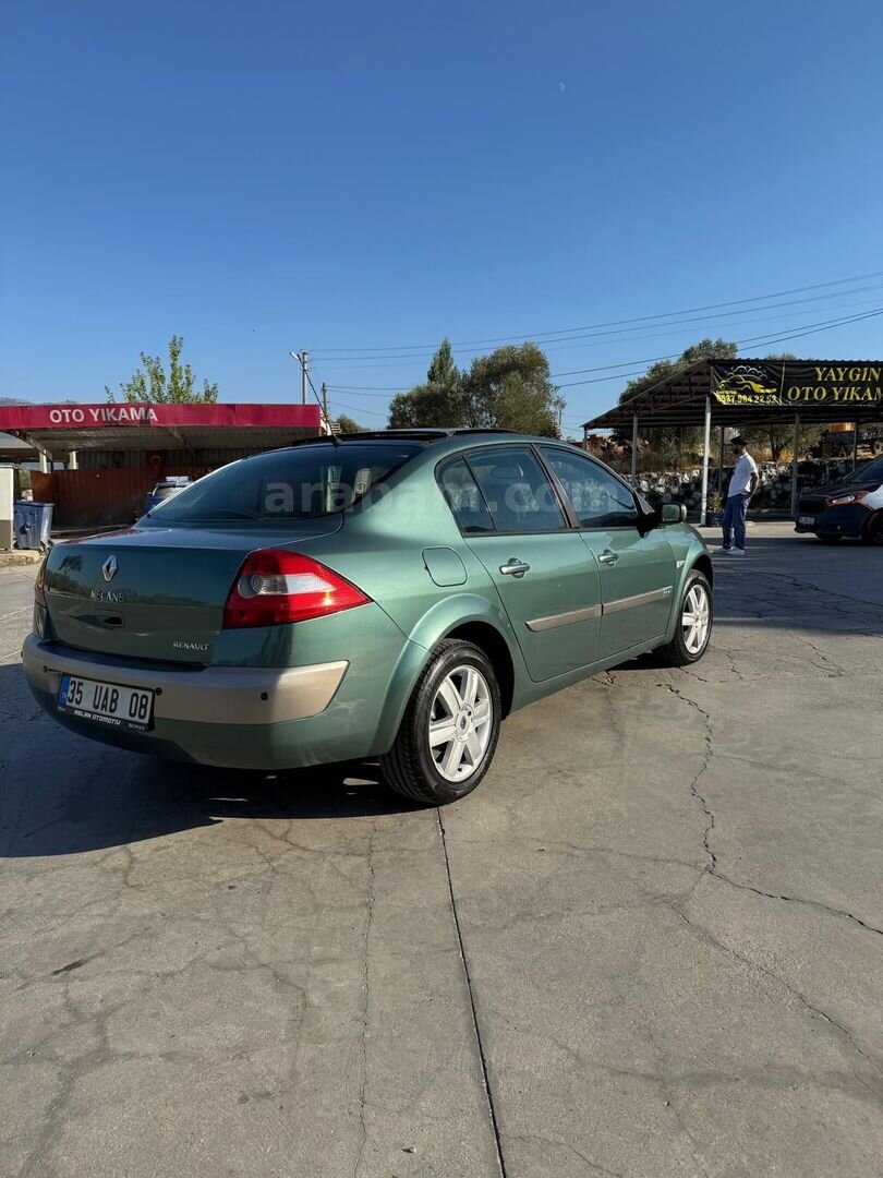 Sahibinden Renault Megane 1.6 Privilege 2004 Model Hatay 235.000 km Yeşil 5
