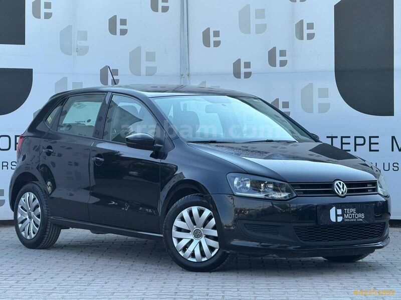 Galeriden Volkswagen Polo 1.4 Comfortline 2011 Model İzmir 181.000 km Siyah