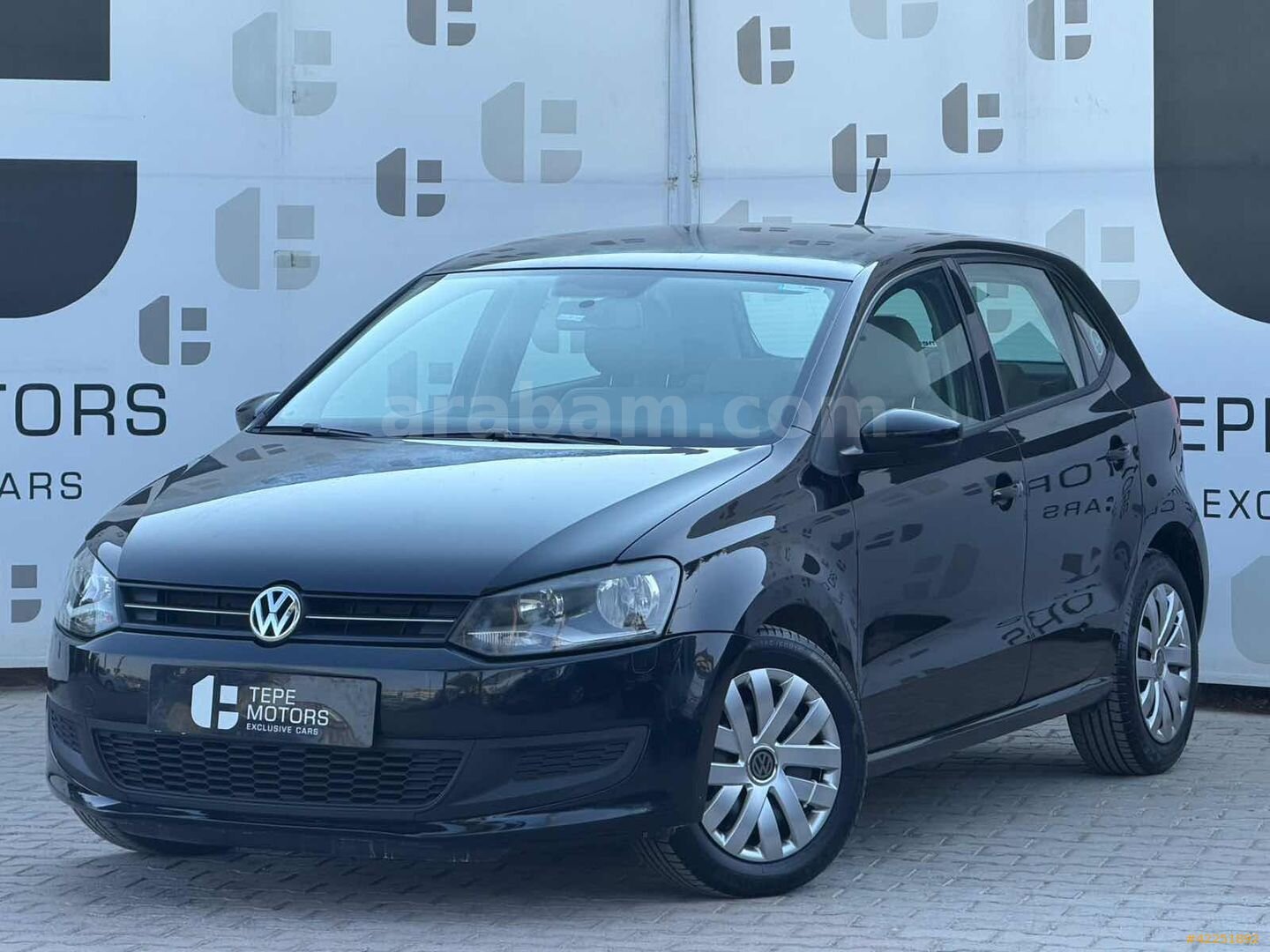 Galeriden Volkswagen Polo 1.4 Comfortline 2011 Model İzmir 181.000 km Siyah 4
