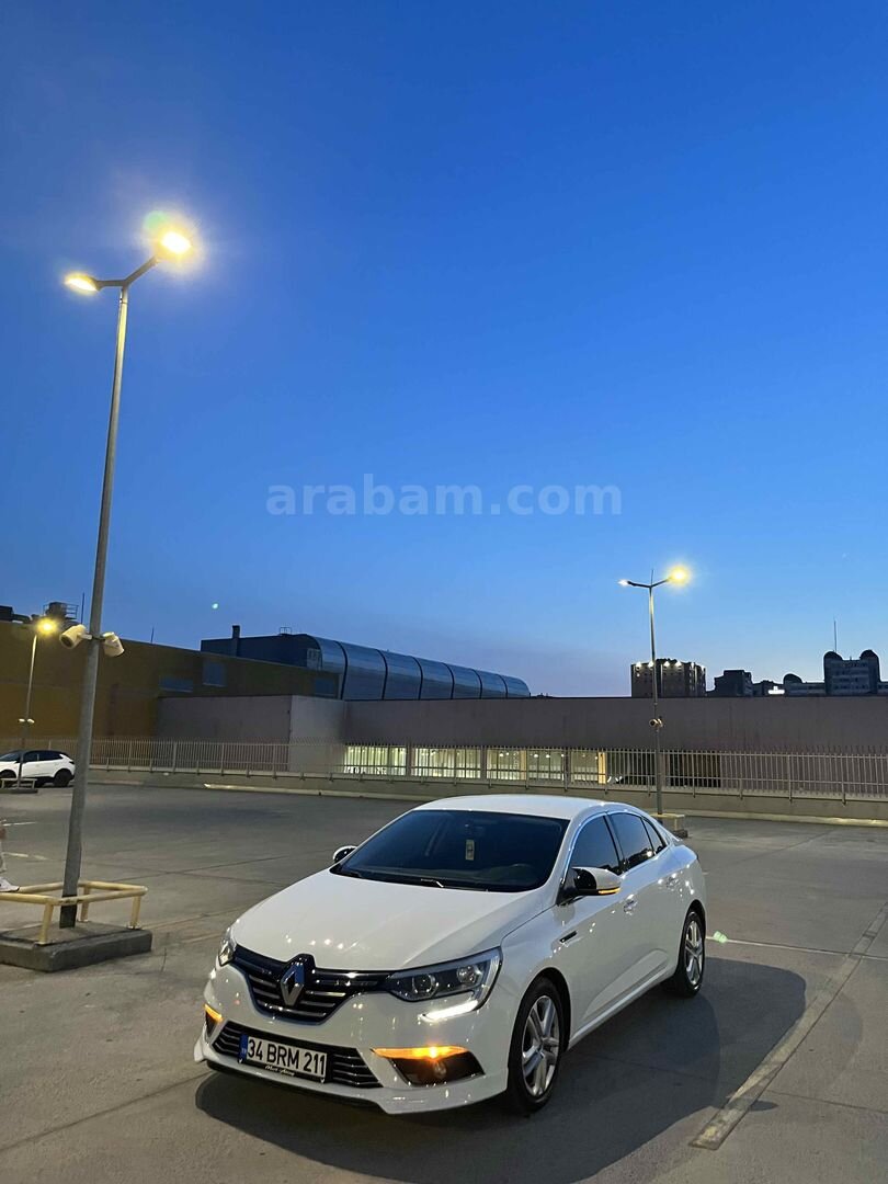 Sahibinden Renault Megane 1.5 dCi Joy 2018 Model İstanbul 158.000 km Beyaz 1