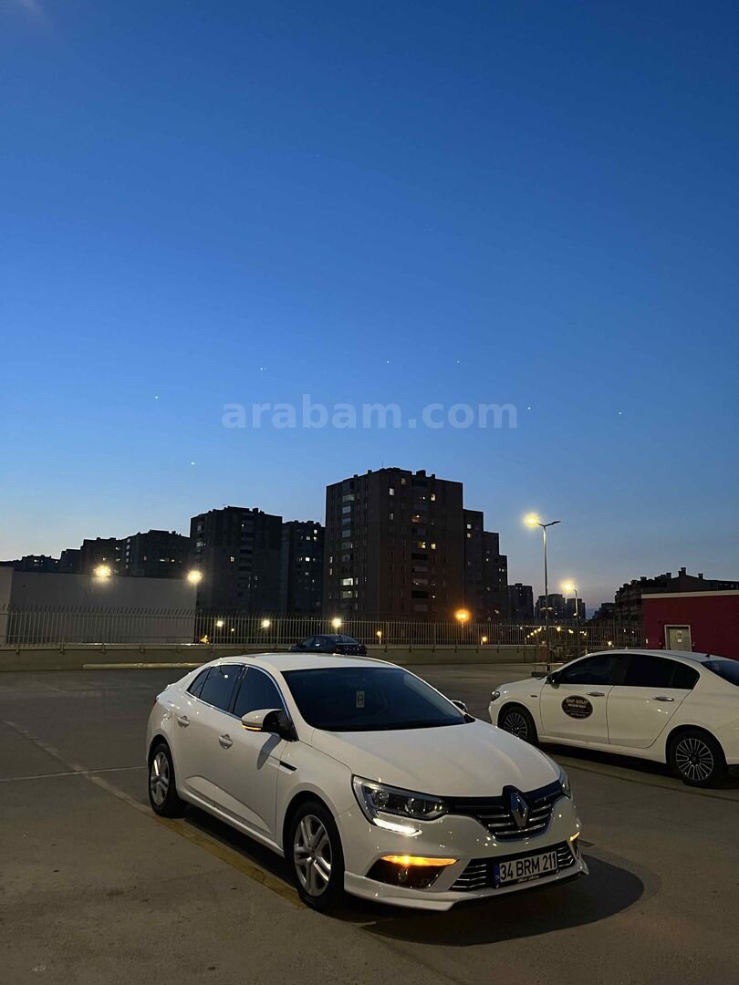 Sahibinden Renault Megane 1.5 dCi Joy 2018 Model İstanbul 158.000 km Beyaz 6