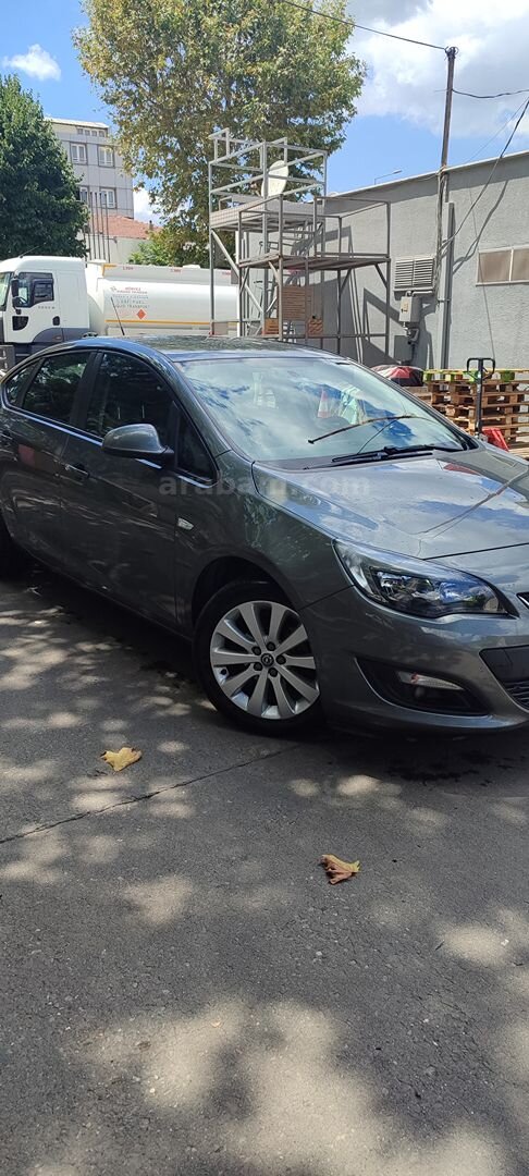 Sahibinden Opel Astra 1.4 T Edition Plus 2020 Model Bursa 77.000 km Gri 5