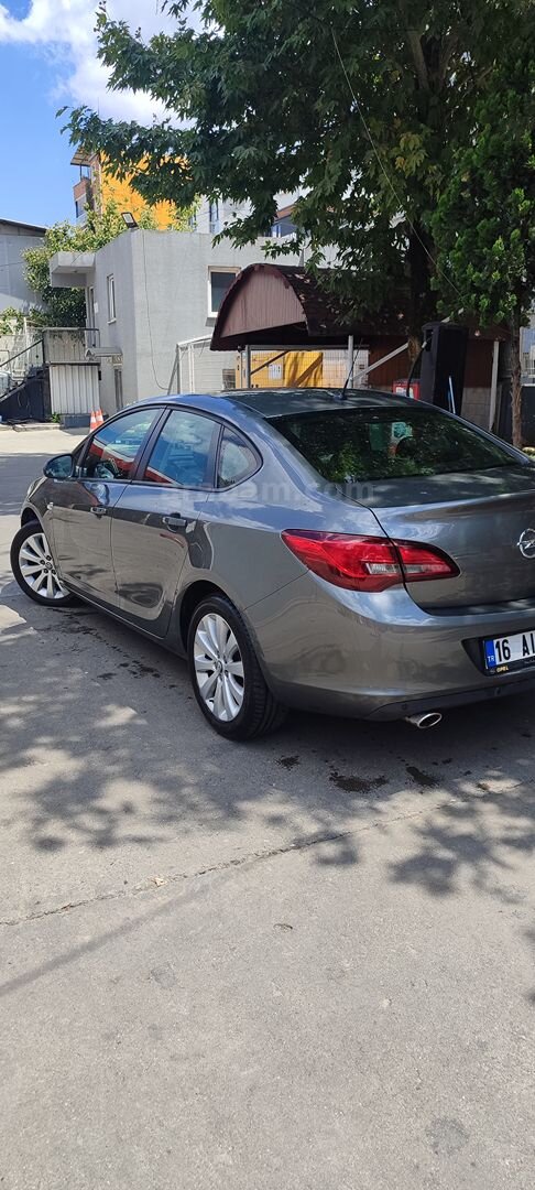 Sahibinden Opel Astra 1.4 T Edition Plus 2020 Model Bursa 77.000 km Gri 3