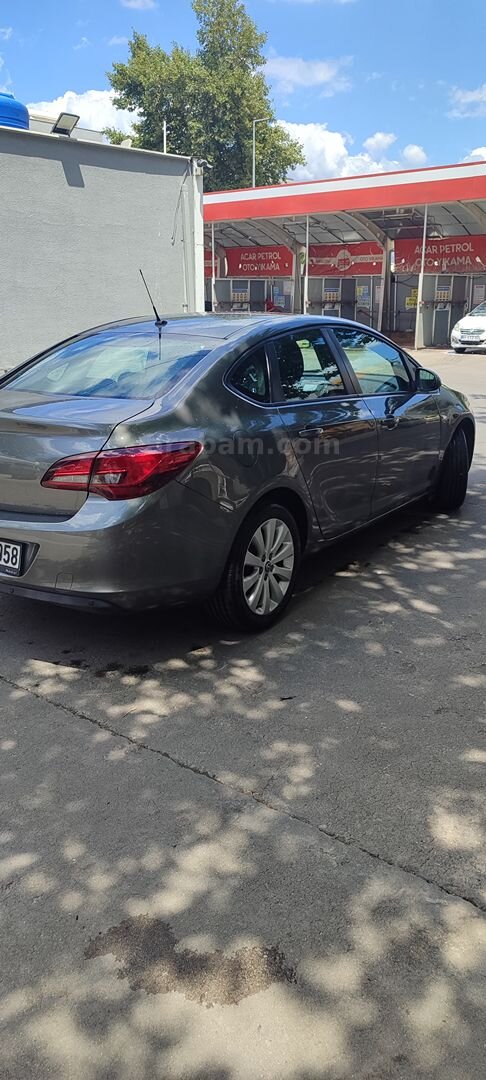Sahibinden Opel Astra 1.4 T Edition Plus 2020 Model Bursa 77.000 km Gri 4