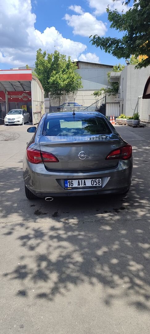 Sahibinden Opel Astra 1.4 T Edition Plus 2020 Model Bursa 77.000 km Gri 2