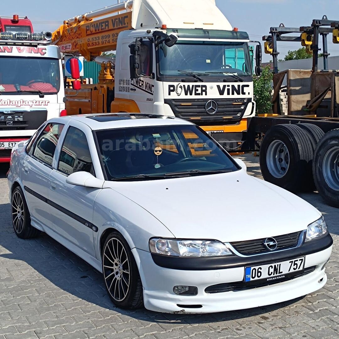 Sahibinden Opel Vectra 2.0 CD 1996 Model Konya 400.000 km Beyaz 4