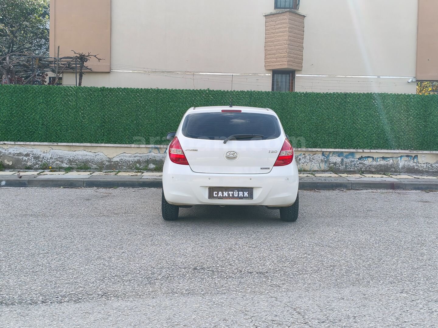 Sahibinden Hyundai i20 Troy 1.4 CRDi Team 2011 Model Ankara 280.000 km Beyaz 6