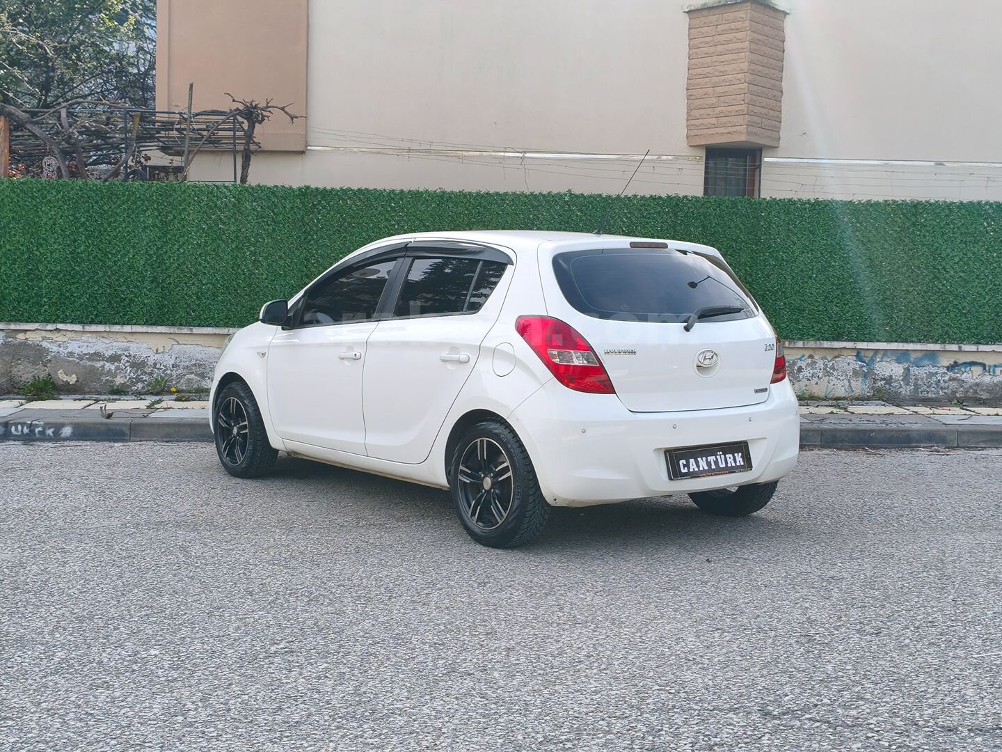 Sahibinden Hyundai i20 Troy 1.4 CRDi Team 2011 Model Ankara 280.000 km Beyaz 4