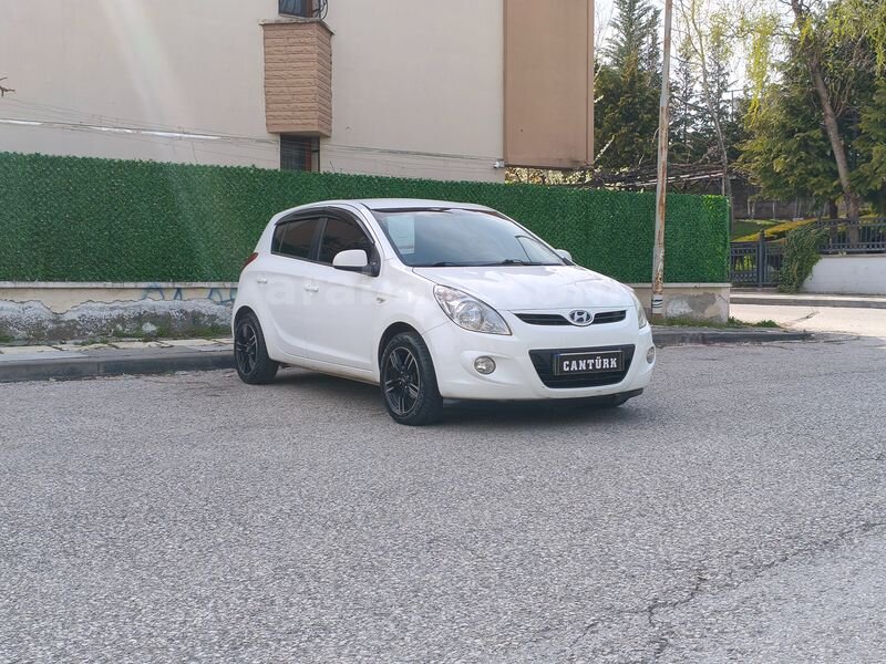Sahibinden Hyundai i20 Troy 1.4 CRDi Team 2011 Model Ankara 280.000 km Beyaz