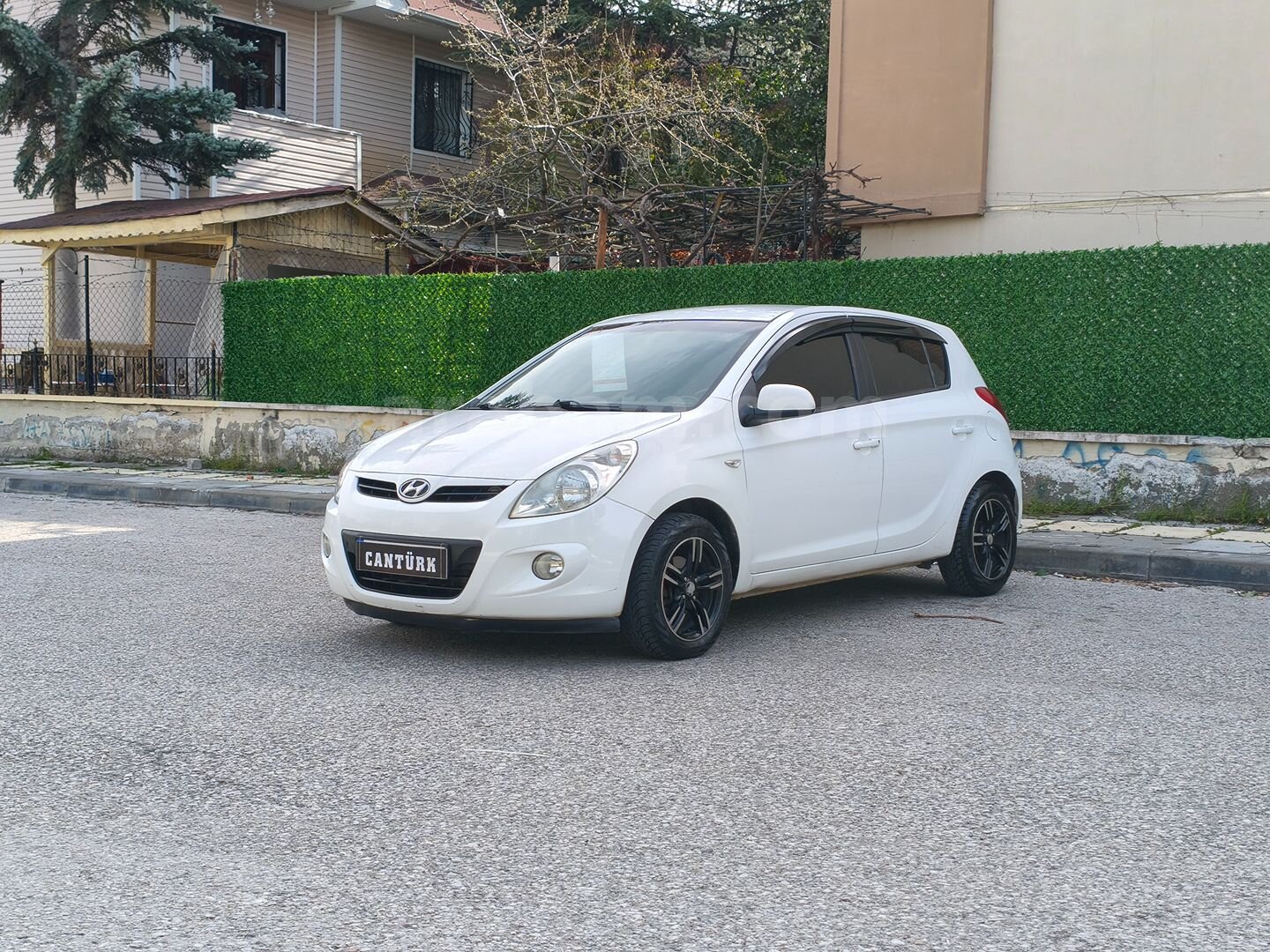 Sahibinden Hyundai i20 Troy 1.4 CRDi Team 2011 Model Ankara 280.000 km Beyaz 3