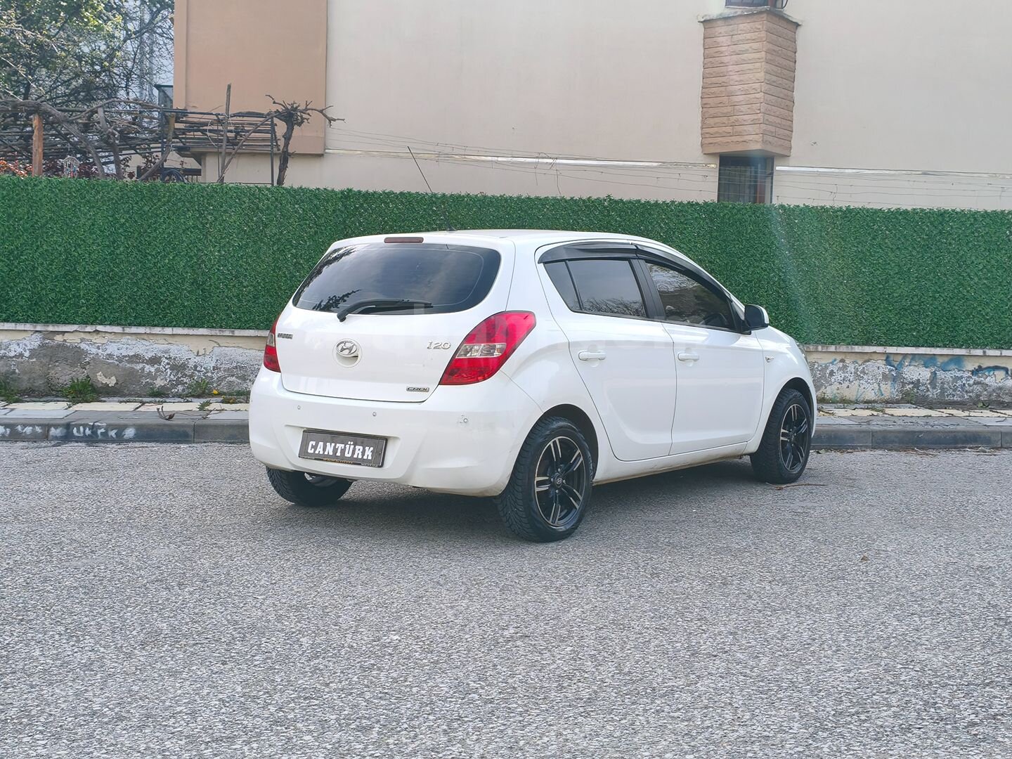 Sahibinden Hyundai i20 Troy 1.4 CRDi Team 2011 Model Ankara 280.000 km Beyaz 5