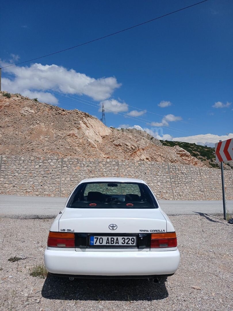 Sahibinden Toyota Corolla 1.6 GLi 1993 Model Karaman 280.000 km Beyaz 1