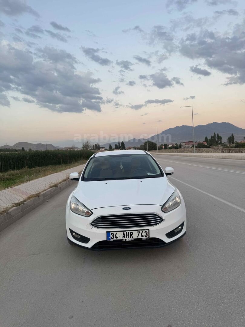 Sahibinden Ford Focus 1.5 TDCi Trend X 2017 Model Van 238.000 km Beyaz 2