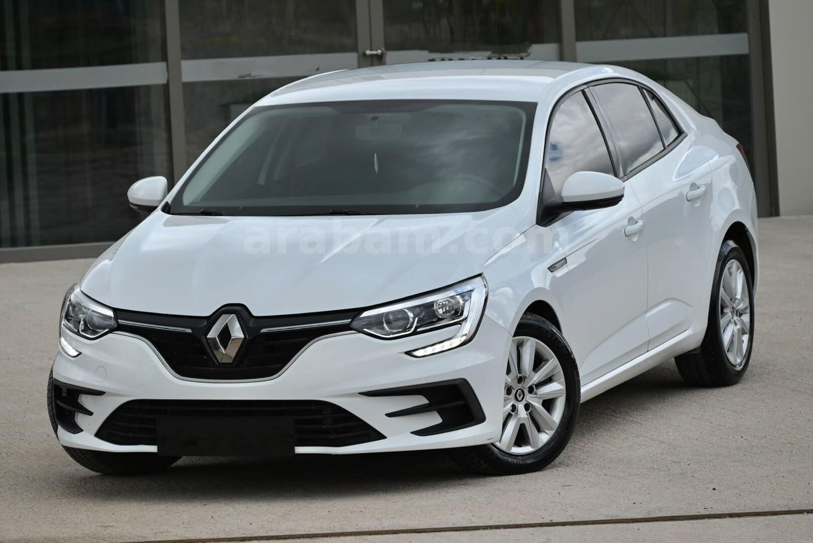Sahibinden Renault Megane 1.5 Blue DCI Joy 2022 Model Denizli 116.000 km Beyaz 2