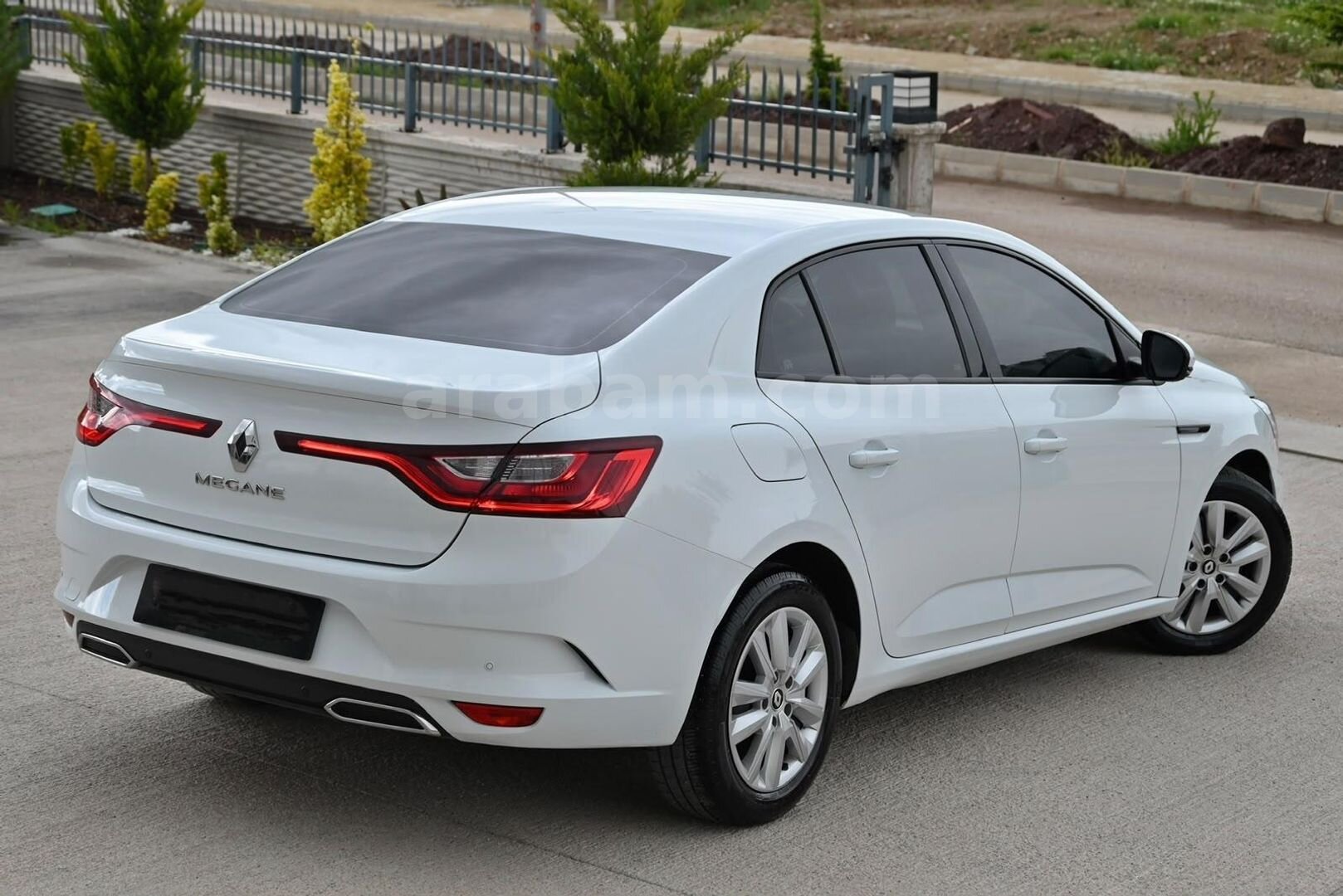 Sahibinden Renault Megane 1.5 Blue DCI Joy 2022 Model Denizli 116.000 km Beyaz 5