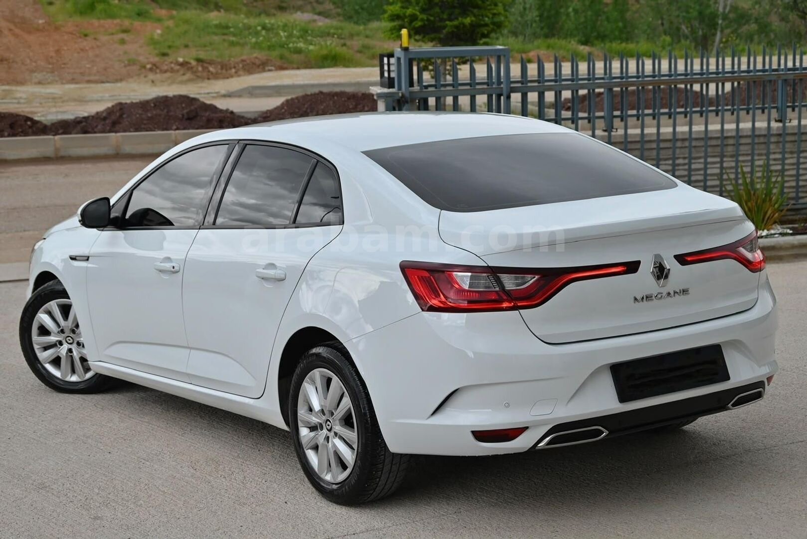 Sahibinden Renault Megane 1.5 Blue DCI Joy 2022 Model Denizli 116.000 km Beyaz 6