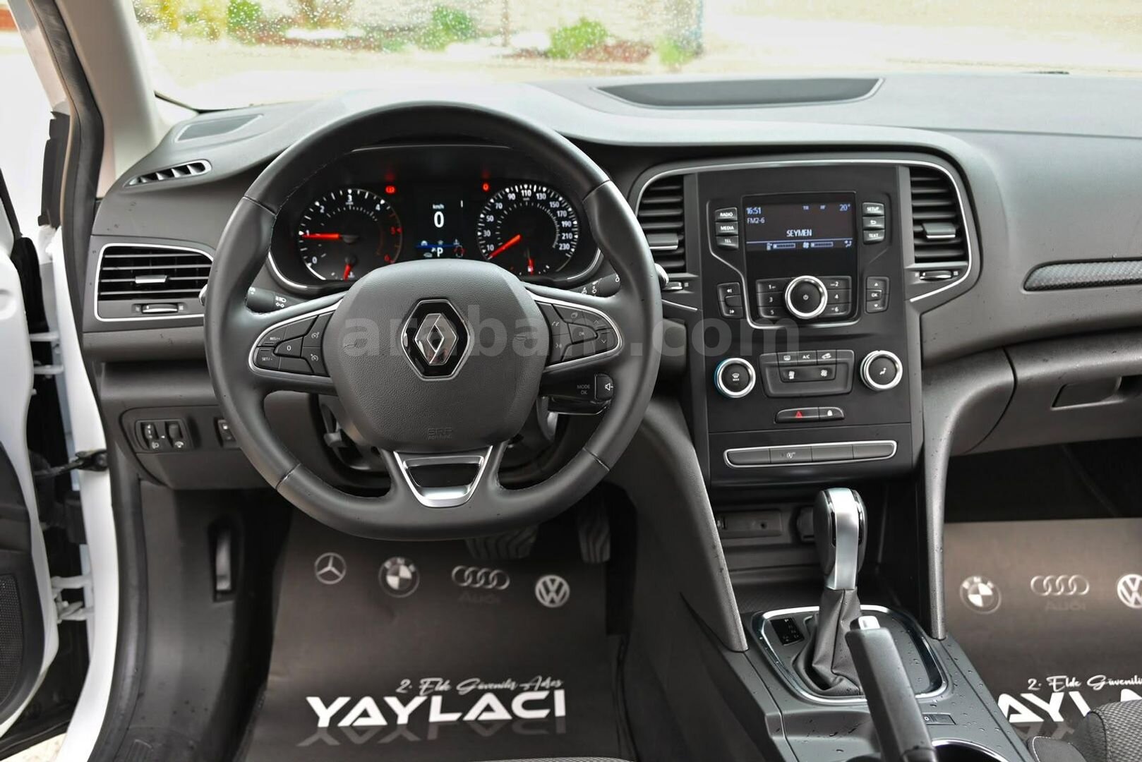 Sahibinden Renault Megane 1.5 Blue DCI Joy 2022 Model Denizli 116.000 km Beyaz 7