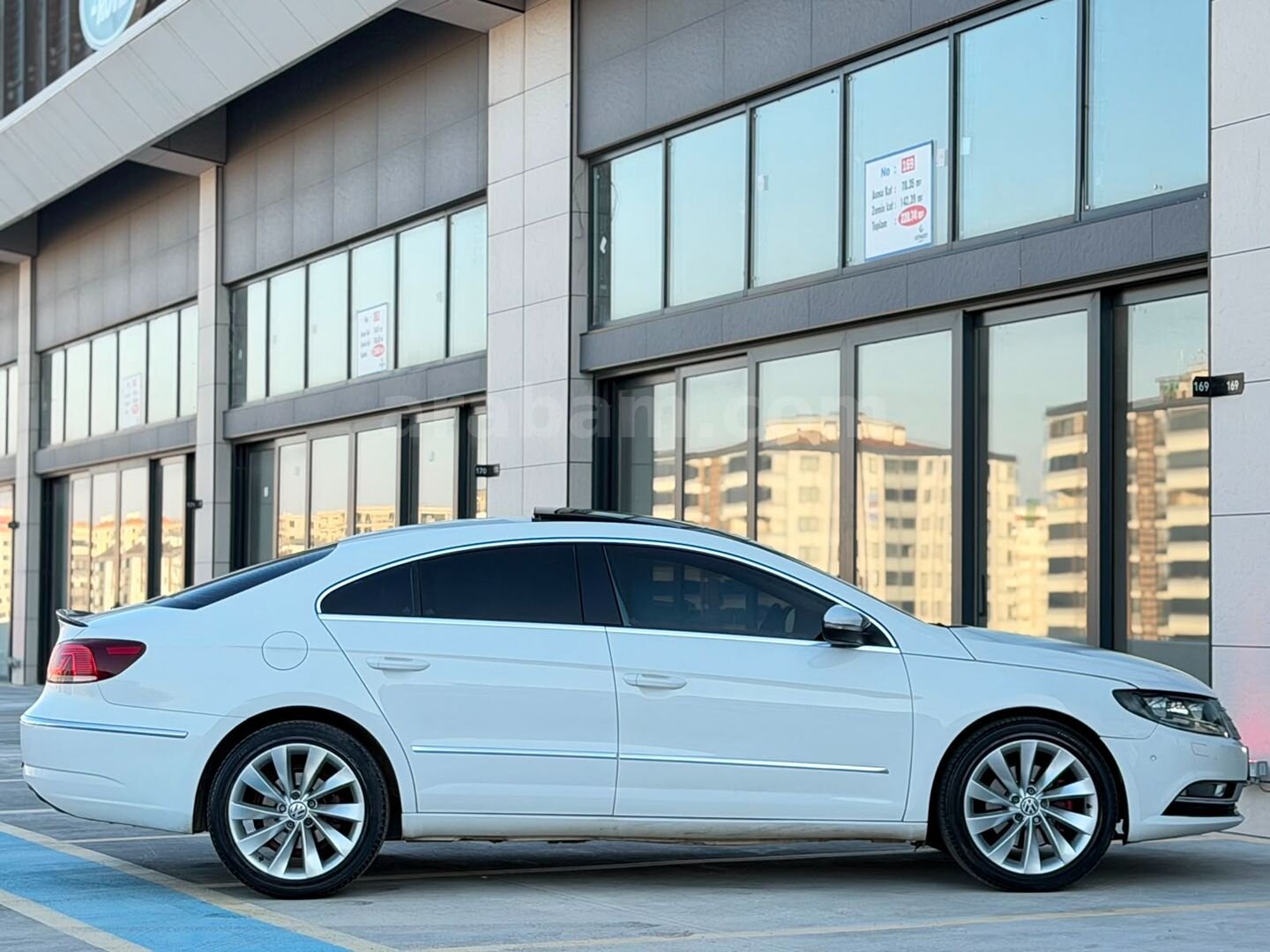 Galeriden Volkswagen VW CC 1.4 TSi Exclusive 2013 Model Gaziantep 264.000 km Beyaz 4