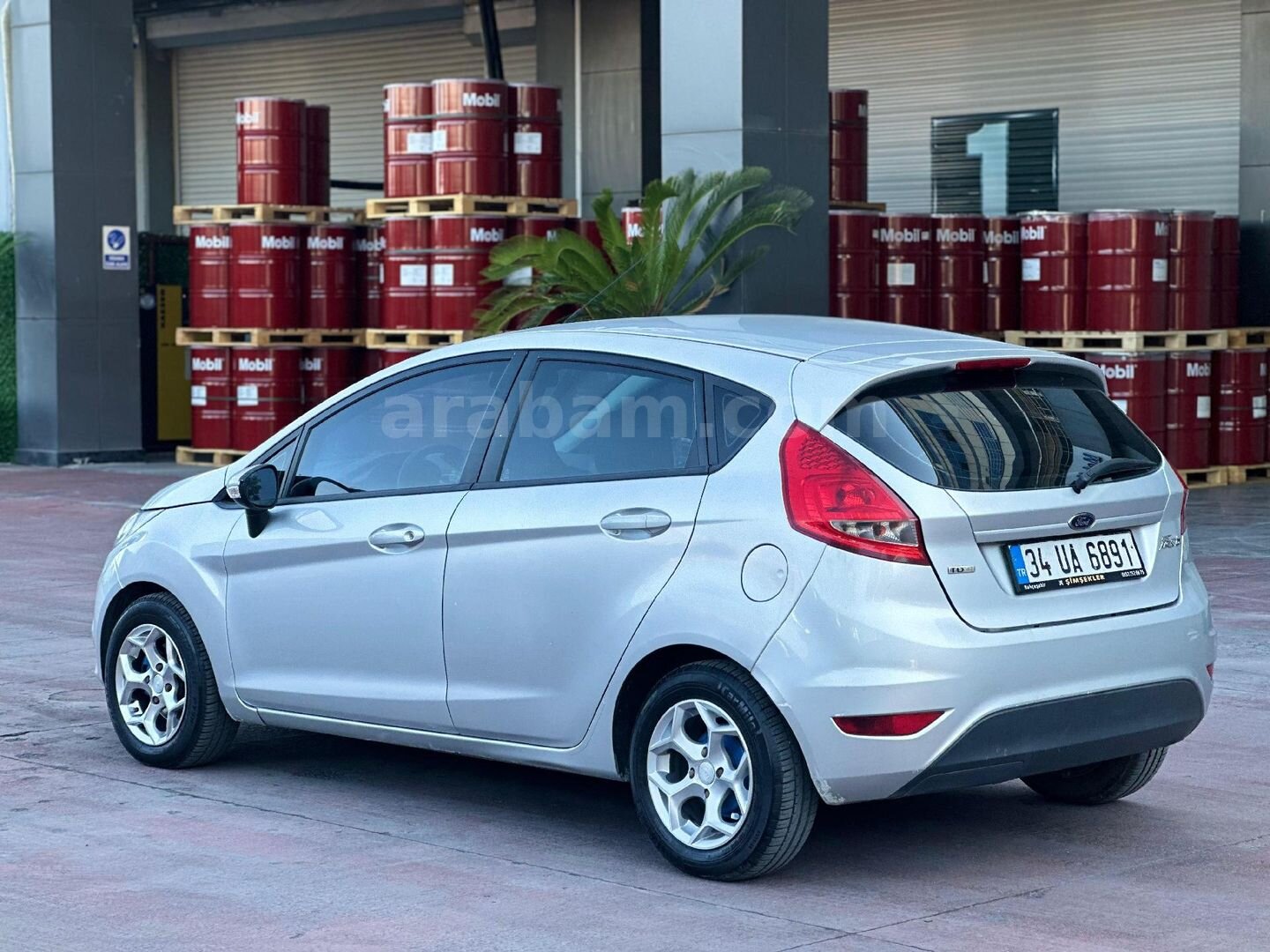 Sahibinden Ford Fiesta 1.4 TDCi My 2011 Model İstanbul 234.000 km Gri 4