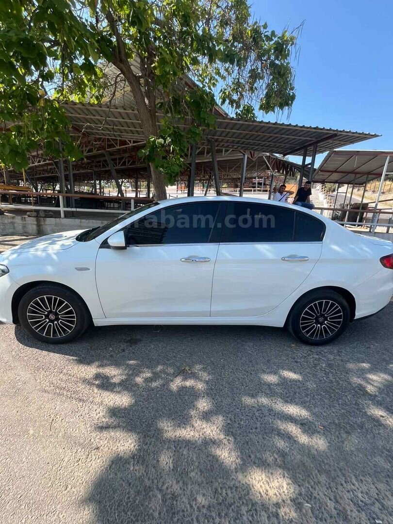 Sahibinden Fiat Egea 1.4 Fire Easy Stil 2021 Model İzmir 66.000 km Beyaz 3