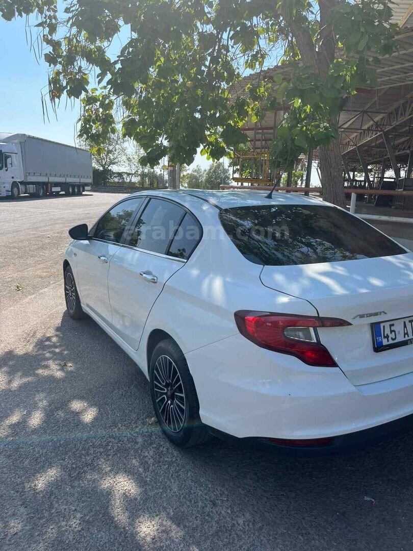 Sahibinden Fiat Egea 1.4 Fire Easy Stil 2021 Model İzmir 66.000 km Beyaz 5