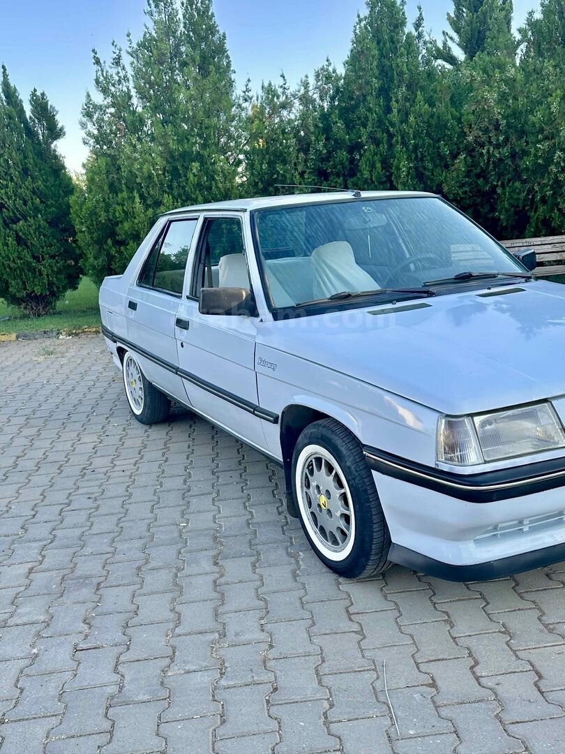 Sahibinden Renault R 9 1.6 Fairway 1994 Model Şanlıurfa 300.000 km Beyaz 6