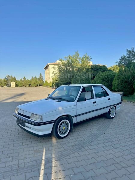 Sahibinden Renault R 9 1.6 Fairway 1994 Model Şanlıurfa 300.000 km Beyaz