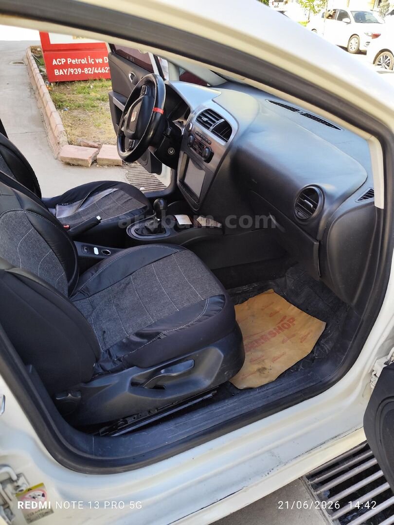 Sahibinden Seat Leon 1.6 TDI CR Style 2011 Model Şırnak 215.000 km Beyaz 7