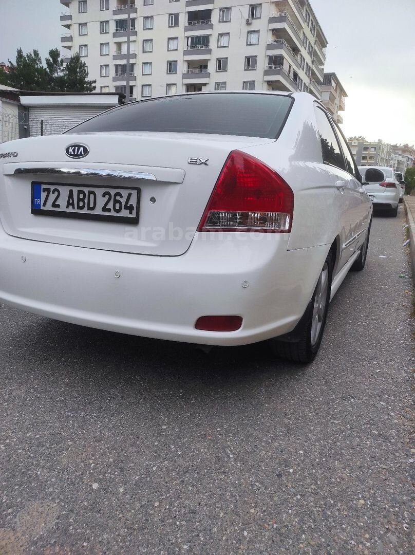 Sahibinden Kia Cerato 1.6 EX Advance 2008 Model Batman 283.000 km Beyaz 3