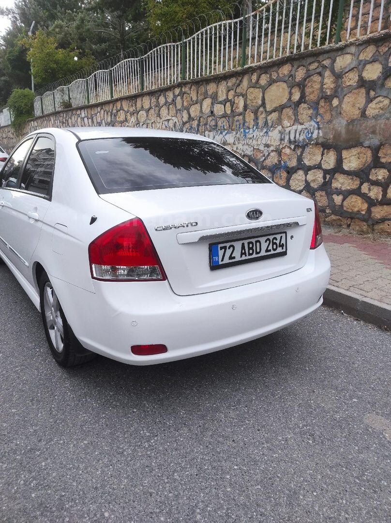 Sahibinden Kia Cerato 1.6 EX Advance 2008 Model Batman 283.000 km Beyaz 5