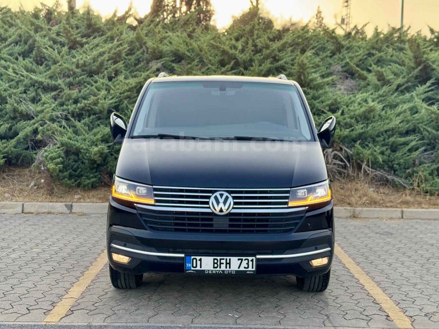 Galeriden Volkswagen Caravelle 2.0 TDI SCR BMT Highline 2022 Model Adana 163.000 km Siyah 3