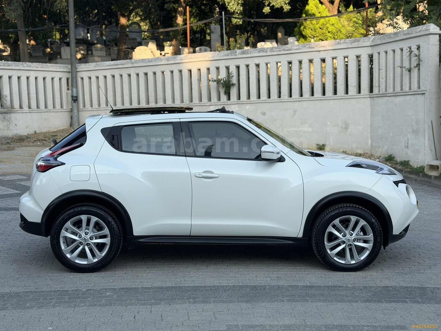 Galeriden Nissan Juke 1.6 Skypack 2015 Model İstanbul 71.000 km Beyaz 7