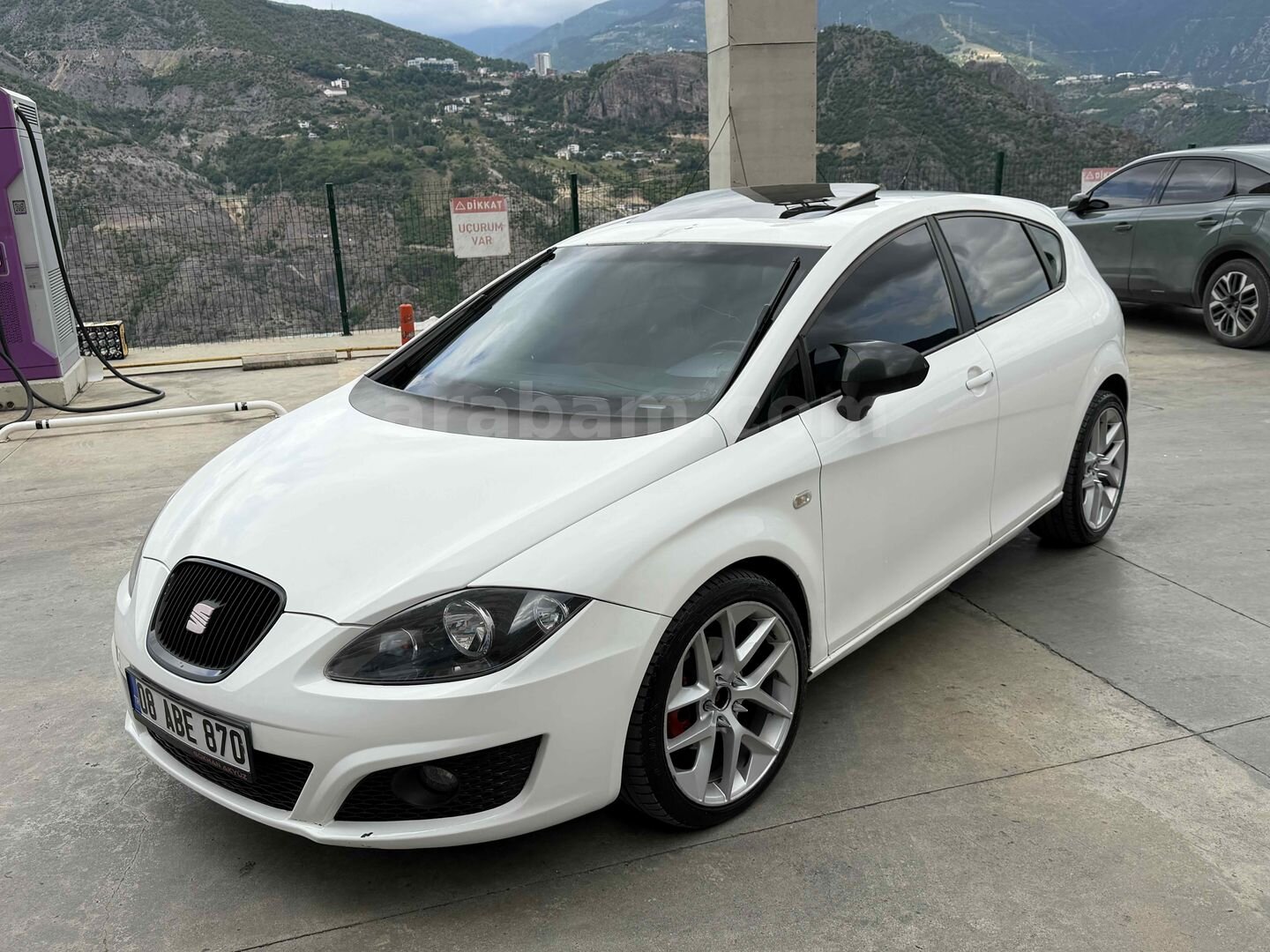 Sahibinden Seat Leon 1.4 TSI Style 2010 Model Artvin 270.000 km Beyaz 3