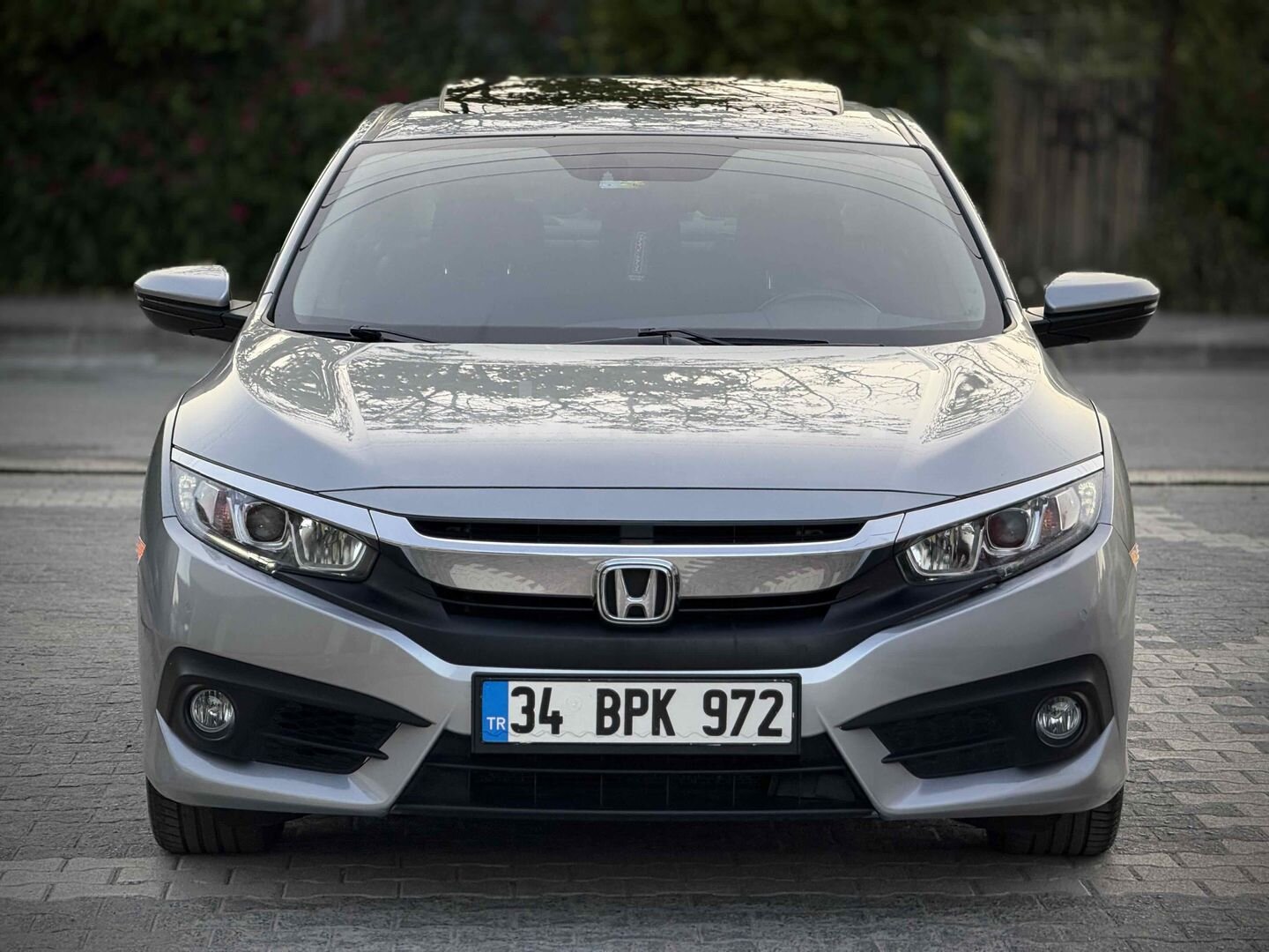 Galeriden Honda Civic 1.6i VTEC Eco Elegance 2018 Model Kocaeli 98.000 km Gri (Gümüş) 2