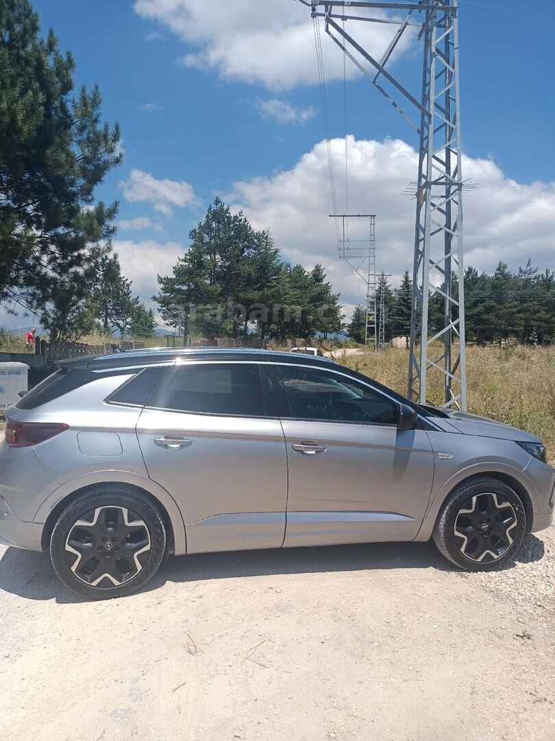 Sahibinden Opel Grandland 1.5 D Ultimate 2022 Model Bolu 109.000 km Gri 4