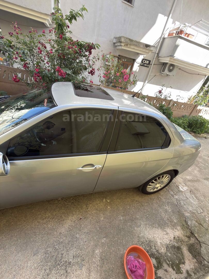 Sahibinden Alfa Romeo 156 1.6 TS Distinctive 2005 Model Kırklareli 170.000 km Gri (Gümüş) 3
