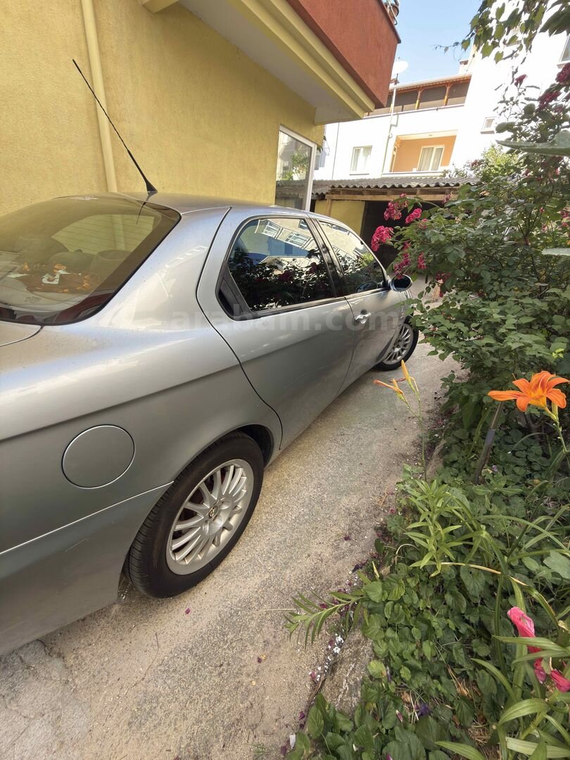 Sahibinden Alfa Romeo 156 1.6 TS Distinctive 2005 Model Kırklareli 170.000 km Gri (Gümüş) 7