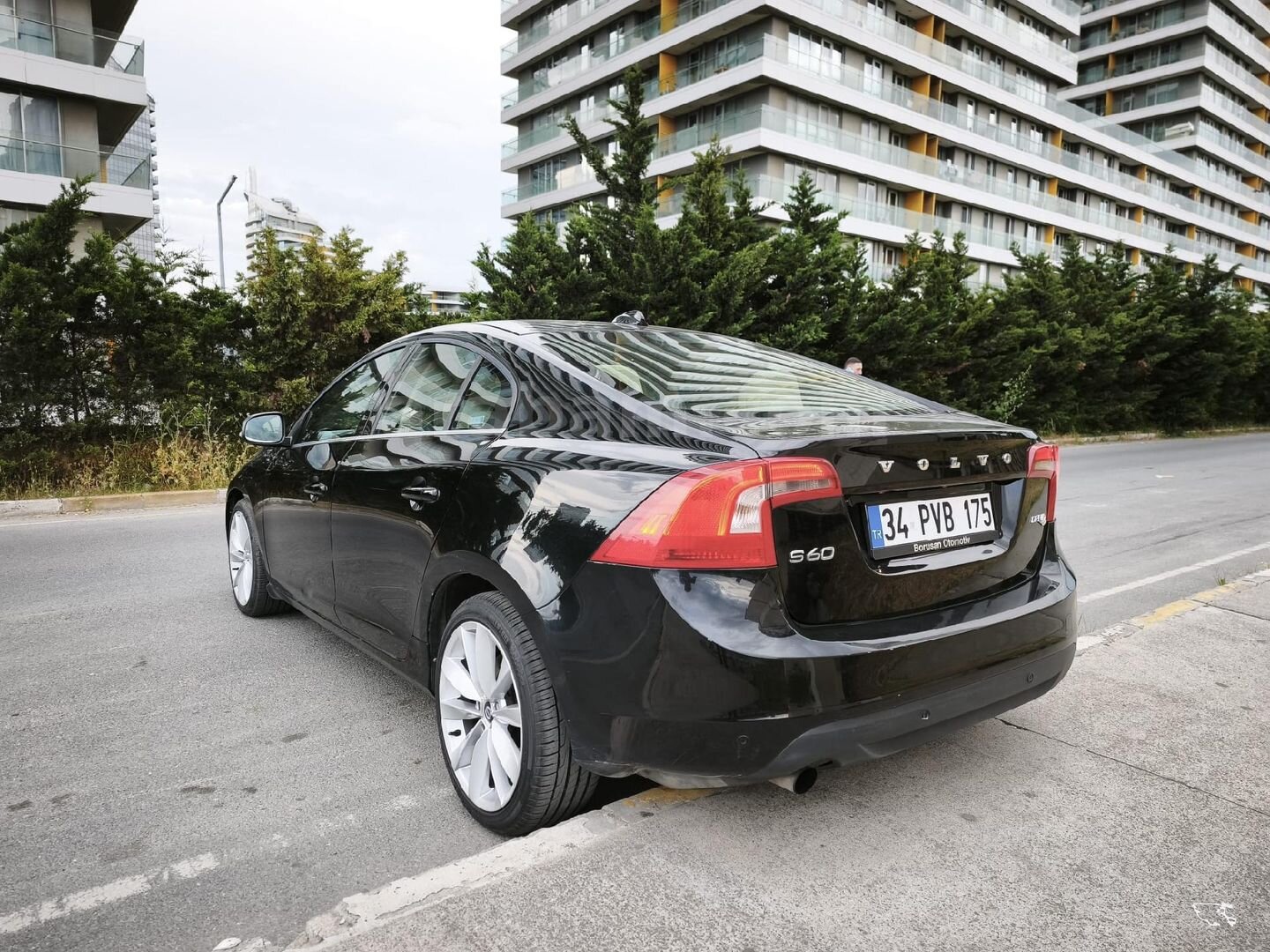 Sahibinden Volvo S60 1.6 D Premium 2012 Model İstanbul 315.000 km Siyah 4