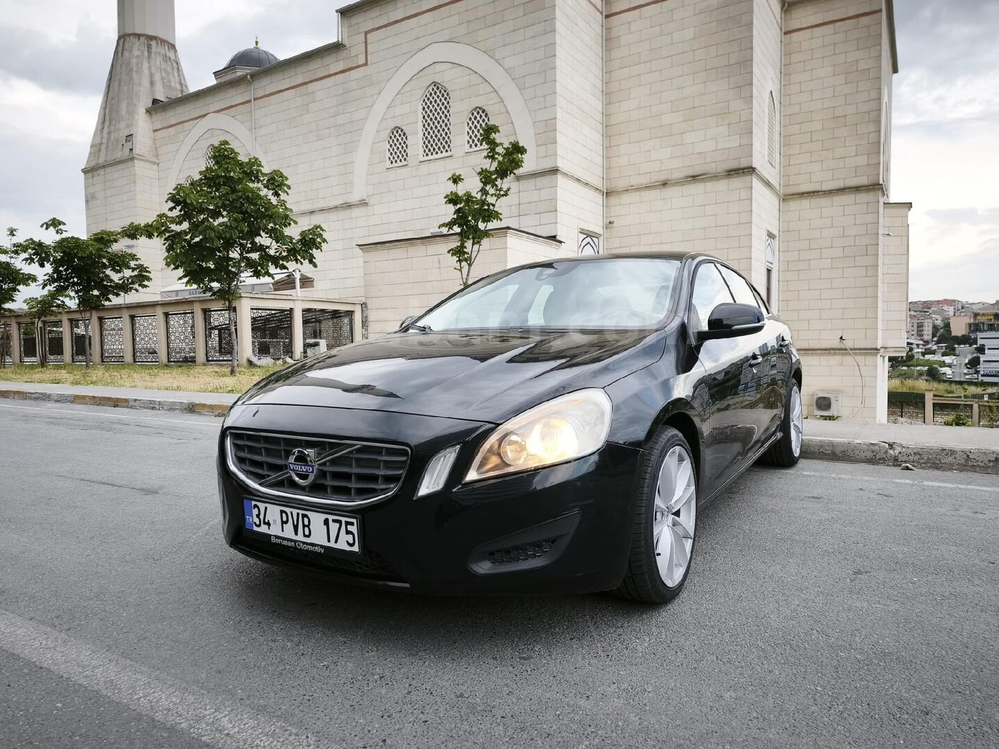 Sahibinden Volvo S60 1.6 D Premium 2012 Model İstanbul 315.000 km Siyah 2