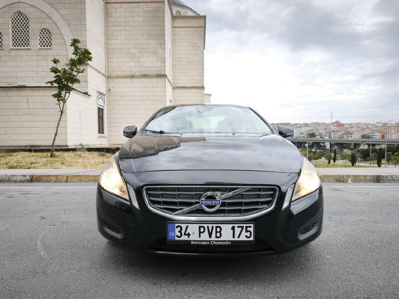 Sahibinden Volvo S60 1.6 D Premium 2012 Model İstanbul 315.000 km Siyah
